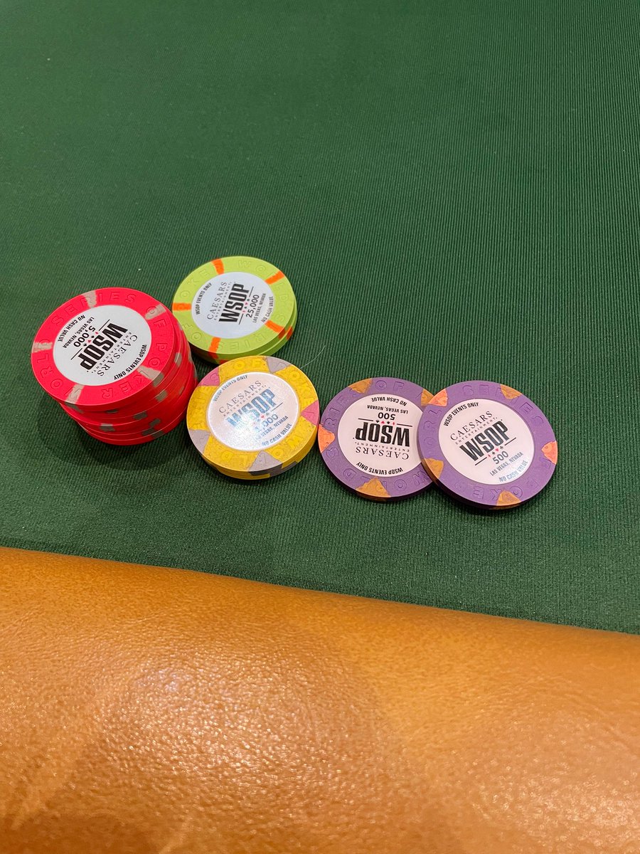 jberg3333's tweet image. 93k on dinner break of the @WSOP #monsterstack