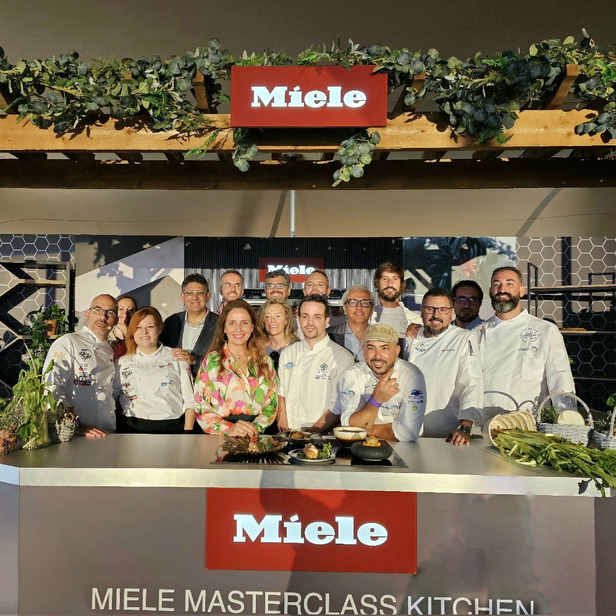 Just another successful #WorldTapasDay😍 thanks to <a href="/TasteDublin/">Taste of Dublin 🍴🍾</a> for letting our chefs from #TastingSpain have a blast up there😁

<a href="/SaboreaEspana/">Saborea España</a> <a href="/SaboreaGC/">Saborea Gran Canaria</a> <a href="/saboreaLZT/">Saborea Lanzarote</a> <a href="/Visit_Zaragoza/">Zaragoza Tourism</a> <a href="/CambrilsTurisme/">Cambrils Turisme</a> <a href="/MallorcaTourism/">Fundació Turisme Responsable de Mallorca</a>