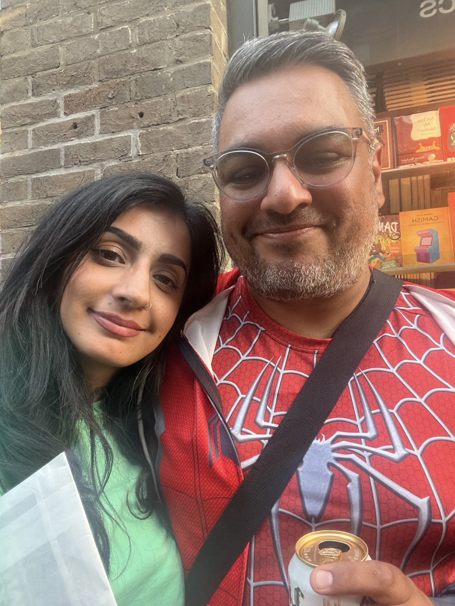 all my love and respect to @nikeshshukla for writing Spider-Man India (OUT NOW) 🥰🫶🏽🕷️🕸️ goshlondon.com/spider-man-ind…