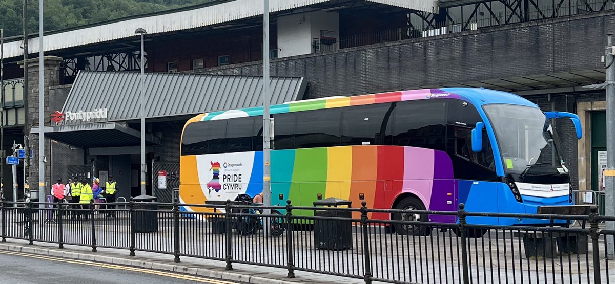 combatbump's tweet photo. Spotted in Pontypridd @andyking77 #stagecoach #Pride https://t.co/xO9t2hIqvX