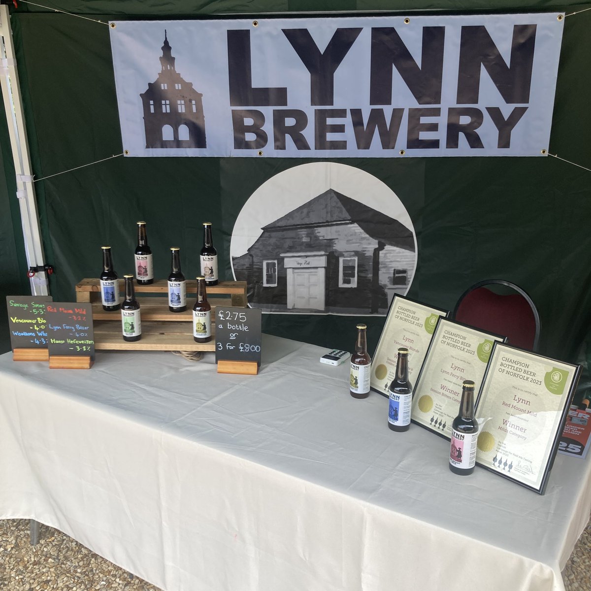 It’s Father’s Day tomorrow! Why not show your appreciation with some delicious local beer? We’re at North Wootton Village Hall, and we’ll be here until 2pm. Hope to see you later!
#kingslynn #northwoottonvillagehall #tribenorfolk #westnorfolk #localfoodmarket