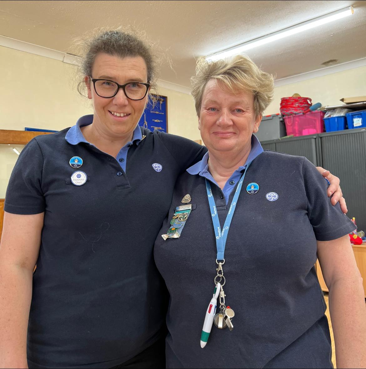 As units close across BGO, our amazing (and heart-broken) leaders, like Lizz from Sweden, are staying true to themselves and being a friend and a sister to all Guides, just like the Guide laws say.  We're so proud of you Lizz! 1/3
#SailingWithBGO