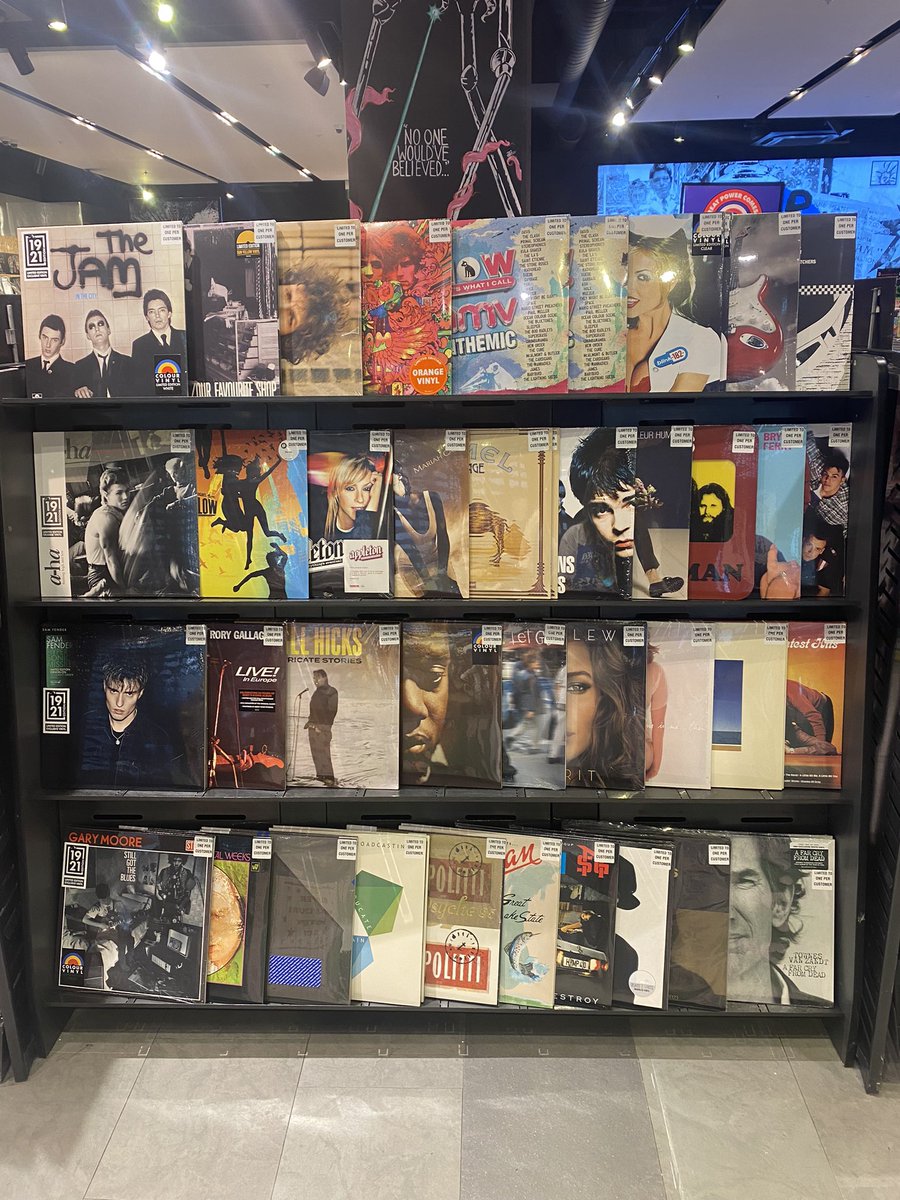 ⚠️HMV EXCLUSIVE VINYL!!!!! ⚠️
Limited stock, don’t miss out🤘🏻
#hmvLovesVinyl #hmv #LimitedEdition #bobdylan #blink182 #MariahCarey