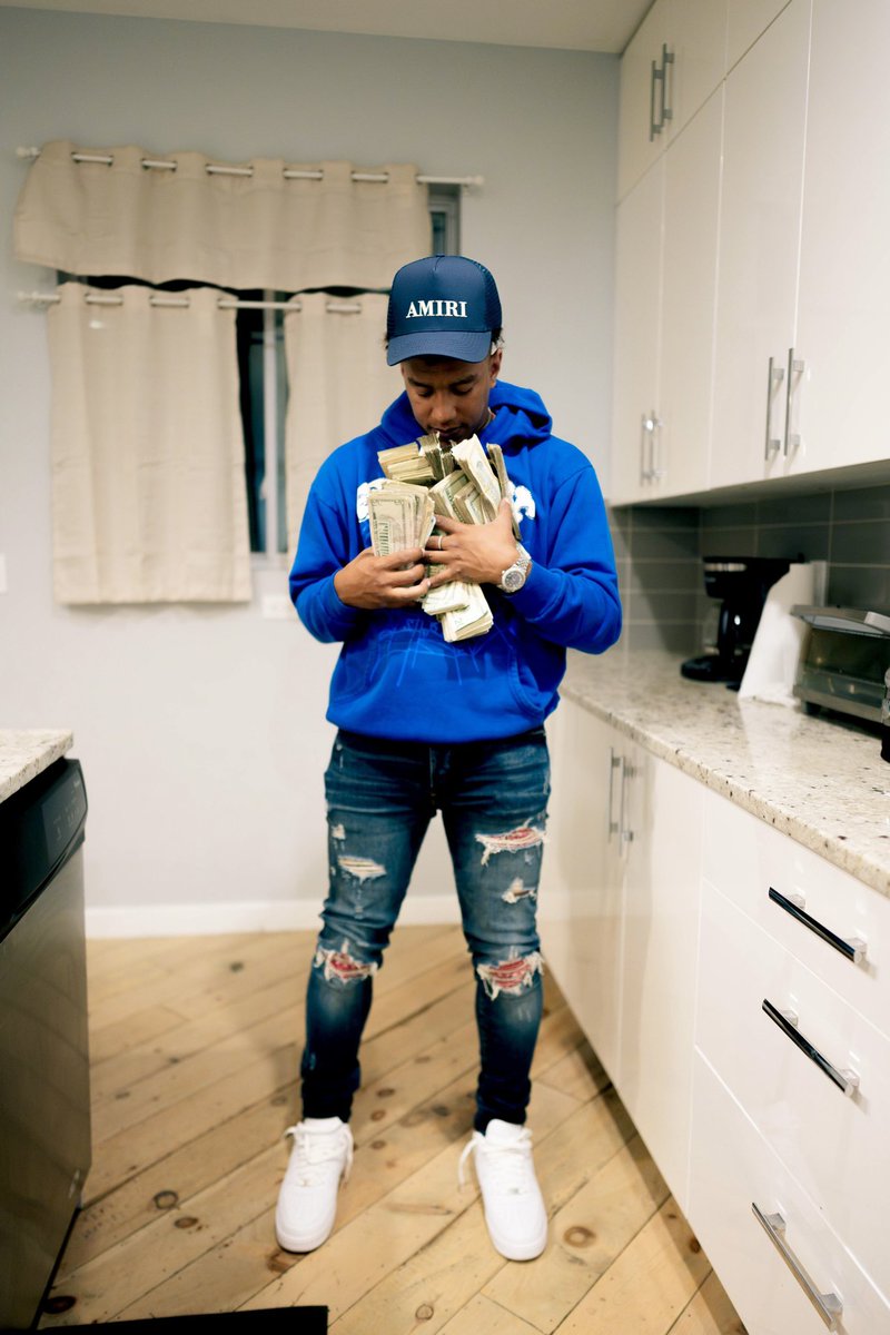 K2 Official tweet media