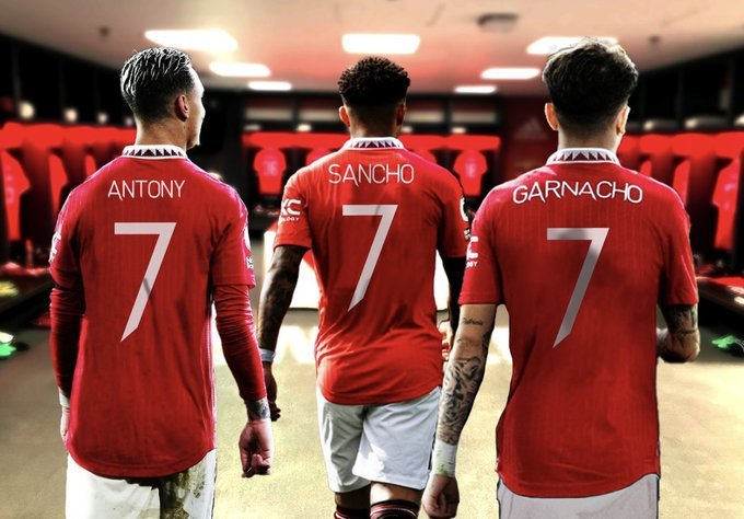 Who should get the number 7 shirt at United next season?

🔴 Antony
🔴 Sancho
🔴 Garnacho

#MUFC