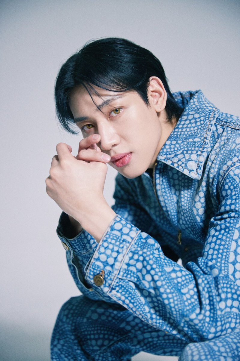 เตรียมบินสู่ปารีสแฟชั่นวีค! ครั้งแรกของแบมแบม กันต์พิมุกต์ <a href="/BamBam1A/">BamBam</a> กับการไปร่วมชมโชว์ของ @louisvuitton คอลเล็กชั่นเสื้อผ้าผู้ชายประจำฤดูใบไม้ผลิ/ฤดูร้อน 2024 ที่กรุงปารีส ติดตามได้ตลอดทั้งทริปนี้ไปพร้อมกันกับแอลได้เลย

#ELLEnews 
#LVMenSS24 #LouisVuitton 
#BamBam #แบมแบม