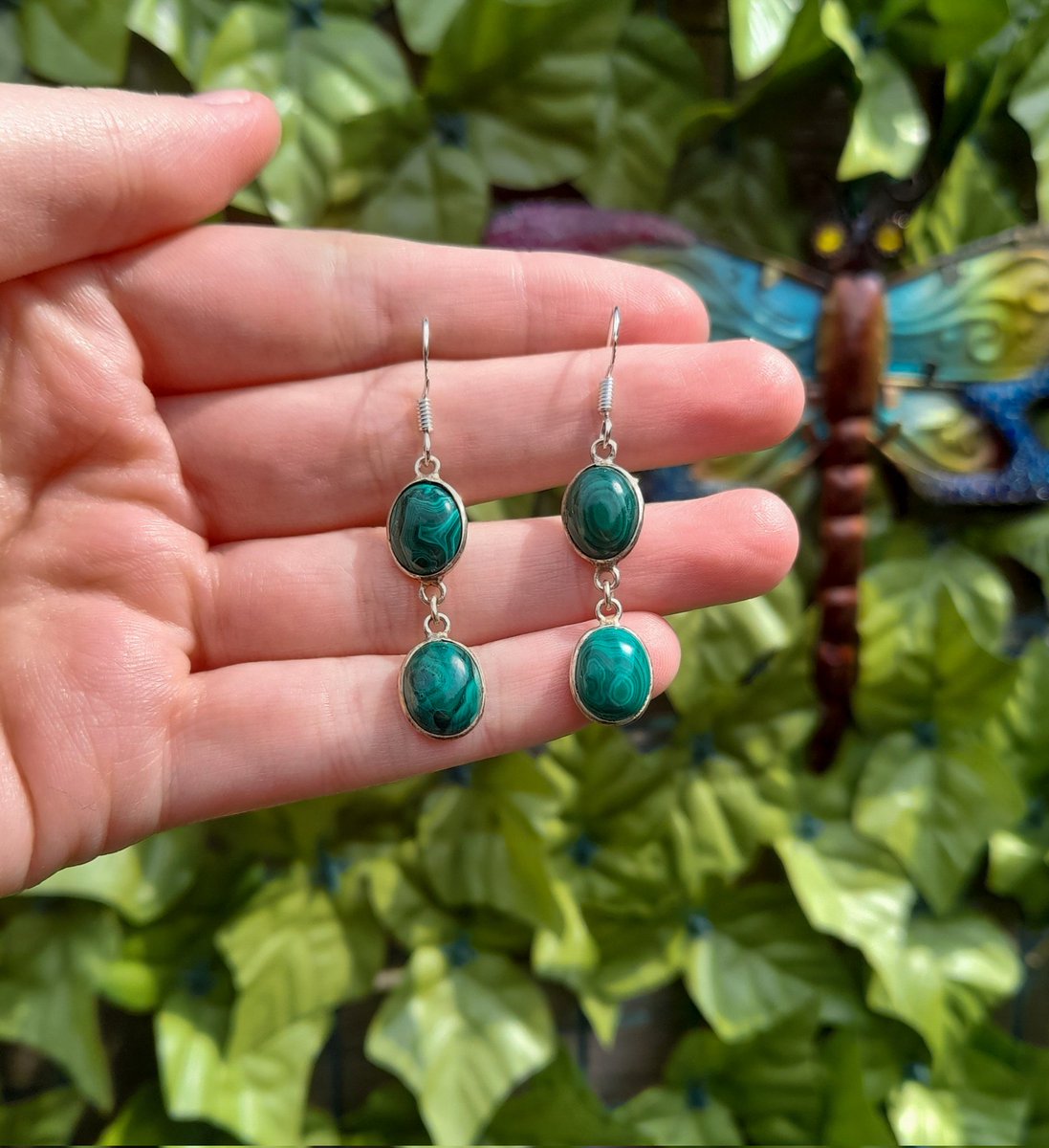 Are you looking for #giftideas for a loved one or for an anniversary?

These stunning sterling silver malachite earrings make a lovely treat ✨️ there's even a matching necklace if you're looking to push the boat out 🤫👀

numonday.com/shop/amante-bo…

#UKGiftHour #UKGiftAM