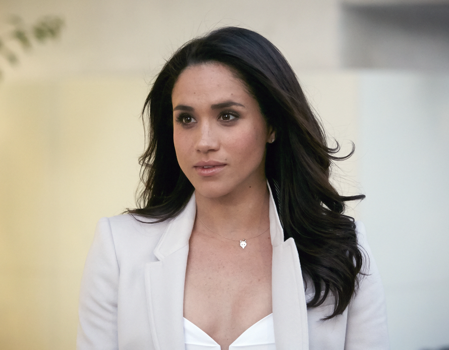 To our American friends: #MeghanMarkle in Suits available to stream on @netflix  in US from today.

#WeloveyouHarryandMeghan #PrincessMeghan #DuchessofSuccess #HarryandMeghan