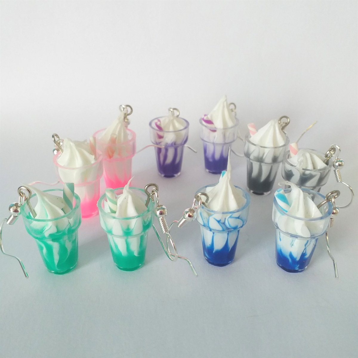 It's definitely been ice cream weather this week! How cute are these ice cream sundae earrings. Lots of colour options in my <a href="/numondaycom/">Numonday</a> shop. £4 per pair including UK postage numonday.com/product/fun-ic… #UKGiftHour #ShopIndie