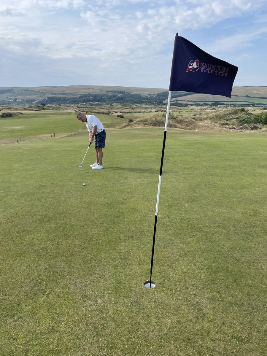 Gaz7900Hill's tweet image. @SauntonGolfClub East for my 82nd @top100golf GB&amp;amp;I course. Great day for it &amp;amp; just how you picture a true links course in the summer - fast and fiery.! 🔥 Tough track with very few par 3s &amp;amp; 5s but tough 4s - proper championship course &amp;amp; worthy of its ranking. #top100golf #18togo