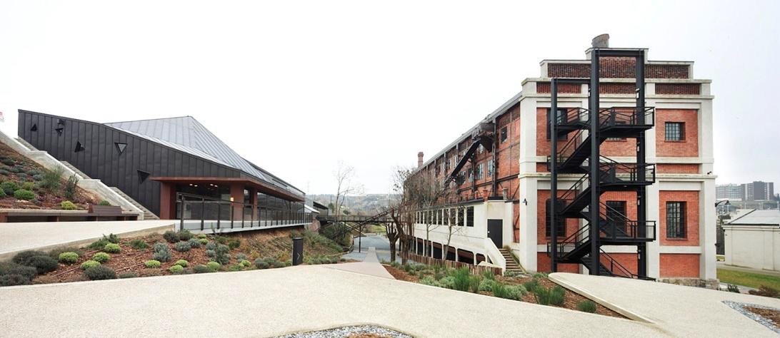 El #Bierzo es un “territorio de maravillas”. Es la impresión de los bloggers y periodistas que han participado esta semana en el proyecto “Paisajes 24”, de la mano de la <a href="/UNED_Ponferrada/">UNED-Ponferrada</a> y la @E_menos_co2.  Han visitado Las Médulas, Corullón o el <a href="/museo_energia/">La Fábrica de Luz. Museo de la Energía</a>.