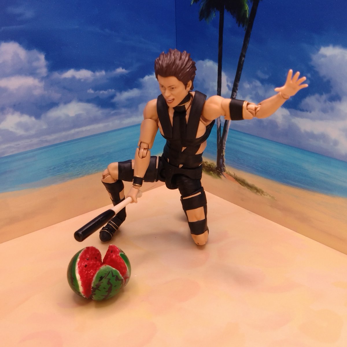 #SHFiguarts 
#西川貴教 
#TMRevolution 
西川兄貴のフィギュアが届きました！
風にたなびく髪形があるので簡単にスピード度感がある画像が撮れますよ