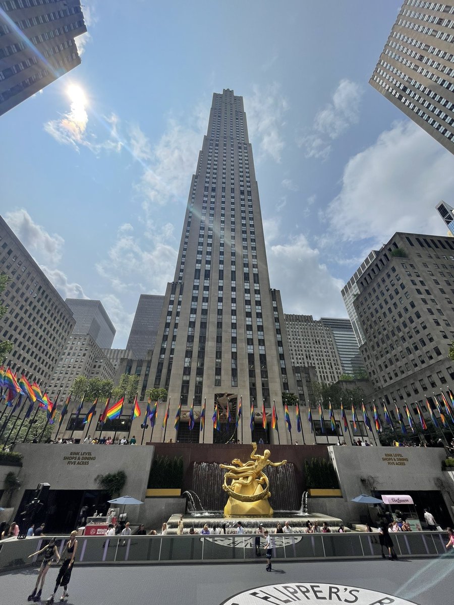 April Nicole Hepfl tweet media