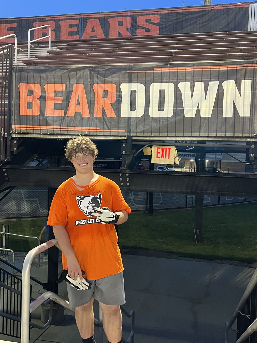 Garrett_Hal8's tweet photo. Thank you @CoachQTinsley for the invite to @UPIKEFOOTBALL prospect camp had a great time https://t.co/ftKUJzZLHs