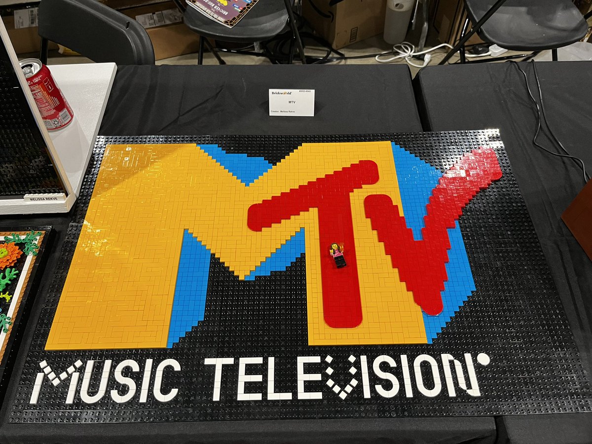 VanCityLil's tweet image. I'm all set up for @brickworld Chicago 2023! Pretty excited to be displaying this year!!

The show is on Saturday and Sunday. June 17 - 18. Check the website for details.

Tickets: brickworld.com/brickworld-chi…

#Lego #brickworldchicago2023 #brickworld #LilBricks #mocs