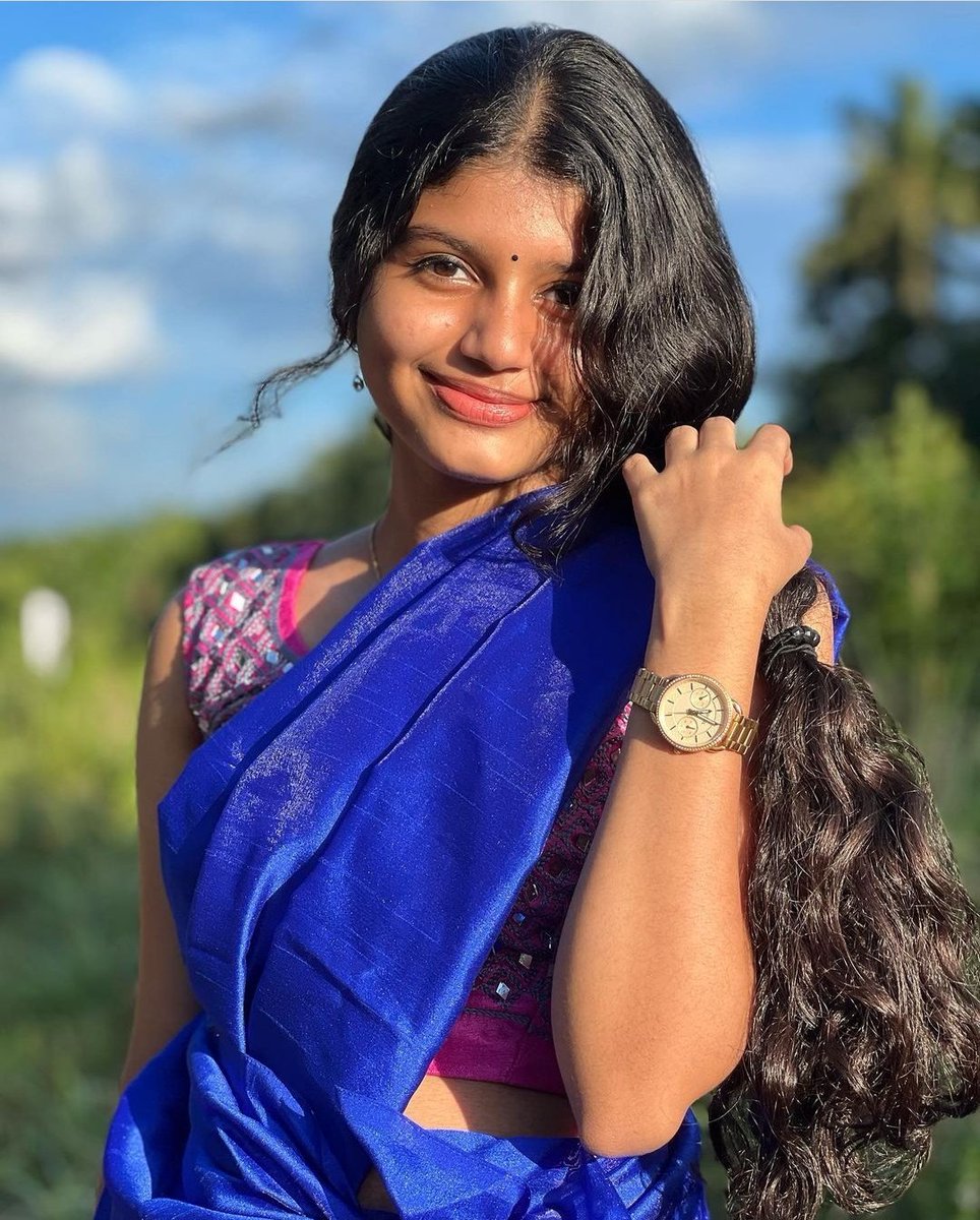 Lustmama69's tweet photo. Post 1
Apples 🍏😋
Kontha mandhi 18 years yeppudu complete authaya ani waiting 🧐✊💦 https://t.co/o7fSEZ0MWc