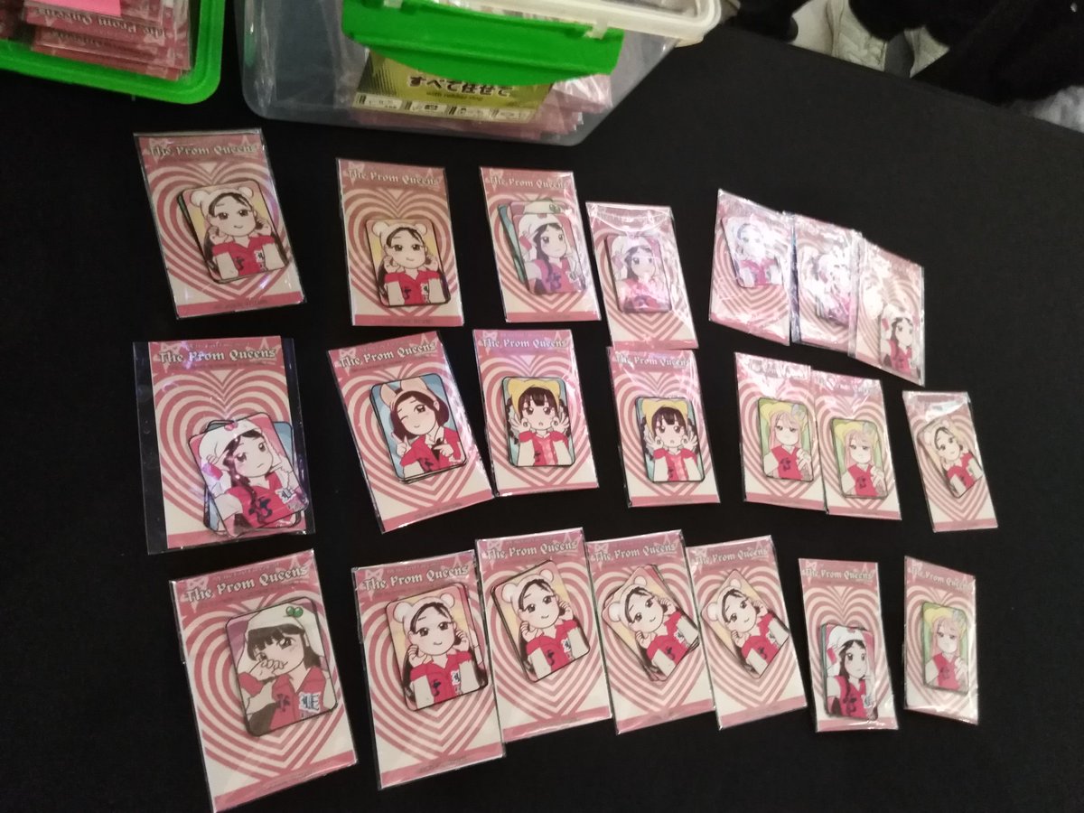 chuusahi's tweet photo. Helloooo! Nasa dulo kami ng trading booth rn ^^ pasabi na lang ng username and if for tradeeez hehe https://t.co/34ISzleSm8