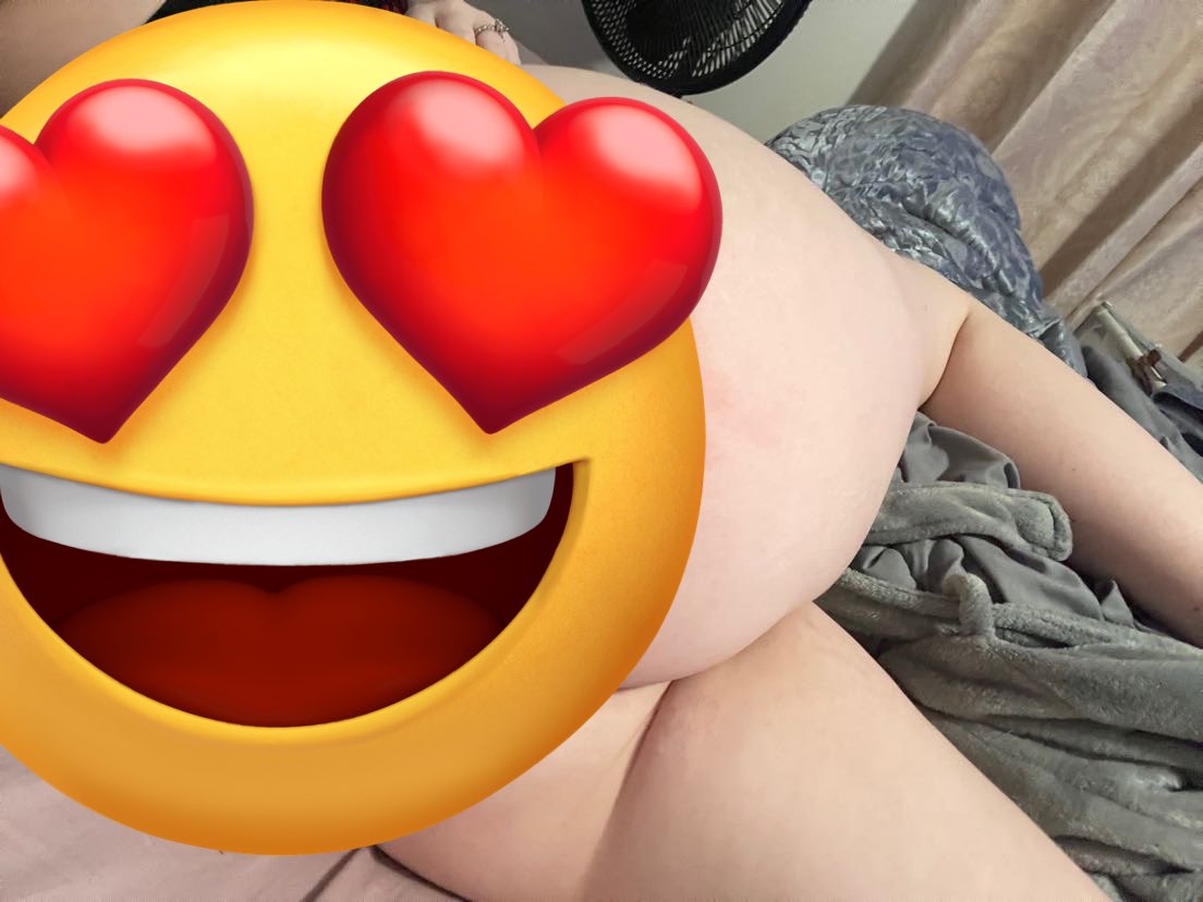 BrookeW86393's tweet photo. My OF is COMPLETELY free everyone. Please subscribe and get my fans up!! 

https://t.co/87IjM2Qjtu
#freeonlyfans #freecontent #Only18 https://t.co/oGgg6P9Mel