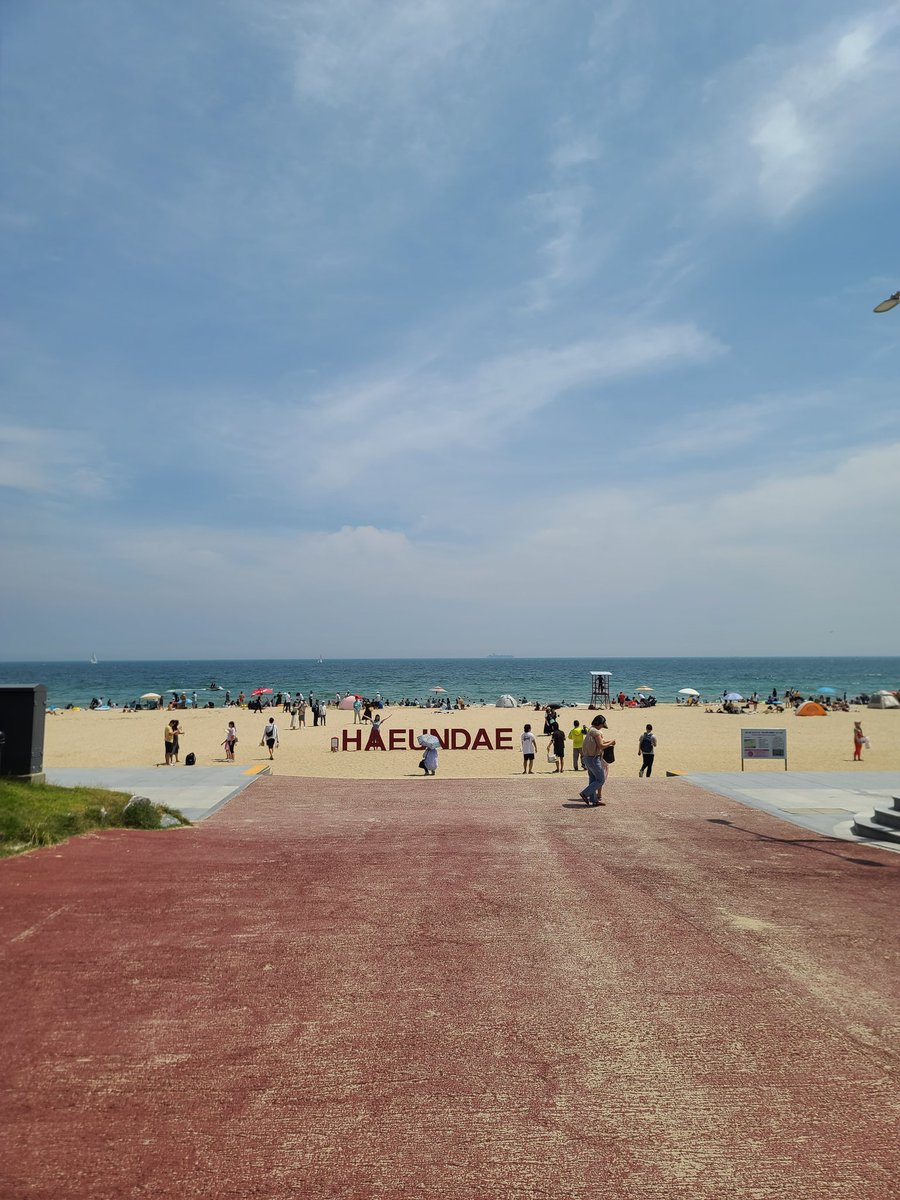 superkakung's tweet photo. 해수욕장 개장!
Welcome to Haeundae https://t.co/uSGj1dUX1r