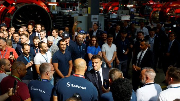 Après avoir rencontré @elonmusk à l'@Elysee, Notre Merveilleux Grand Président @EmmanuelMacron 🇫🇷 était, hier matin, en #SeineEtMarne à #Villaroche à @SafranEngines ✈️🙏hélas non retransmis à la Télé 😠Merci les Merdias 😠🙏Mille MERCI Mr le Président🙏Si Fier de Vous 💙🤍❤️🙏