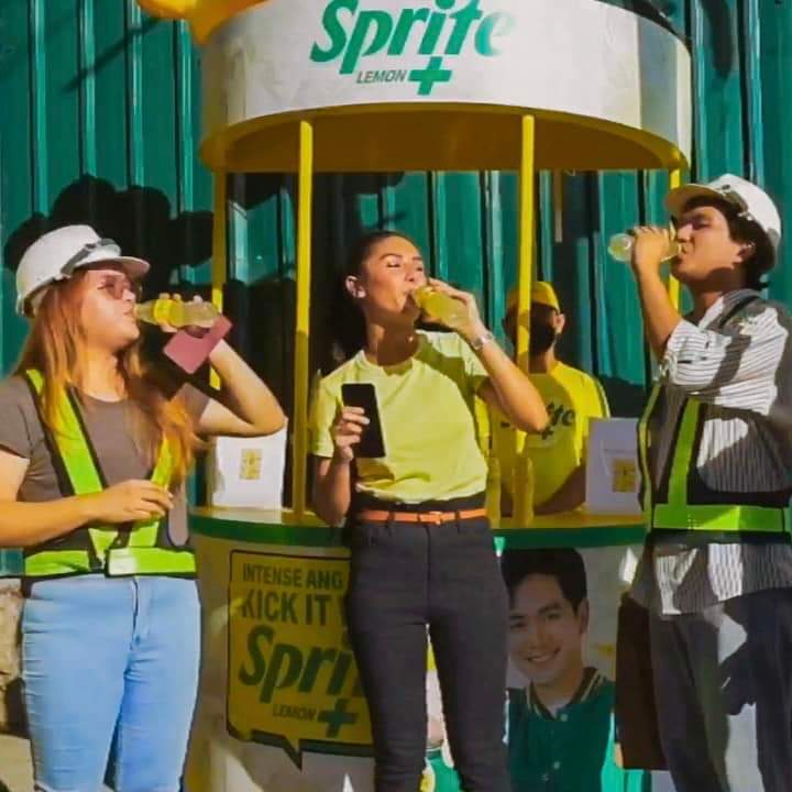SanyaWarriors's tweet photo. Pwede niyo pang panoorin 'to sa Sprite PH Facebook at Instagram Pages! Wag nang magpahuli at tikman ang tapang ng lemon na nakakagising, na may caffeine at vitamin B3 pa, sa bagong Sprite Lemon+! 🍋

#SpriteLemonPH #SpriteLemonPLUS #KickltWithSpriteLemonPlus

@sanya_lopez https://t.co/FldlXoZA5D