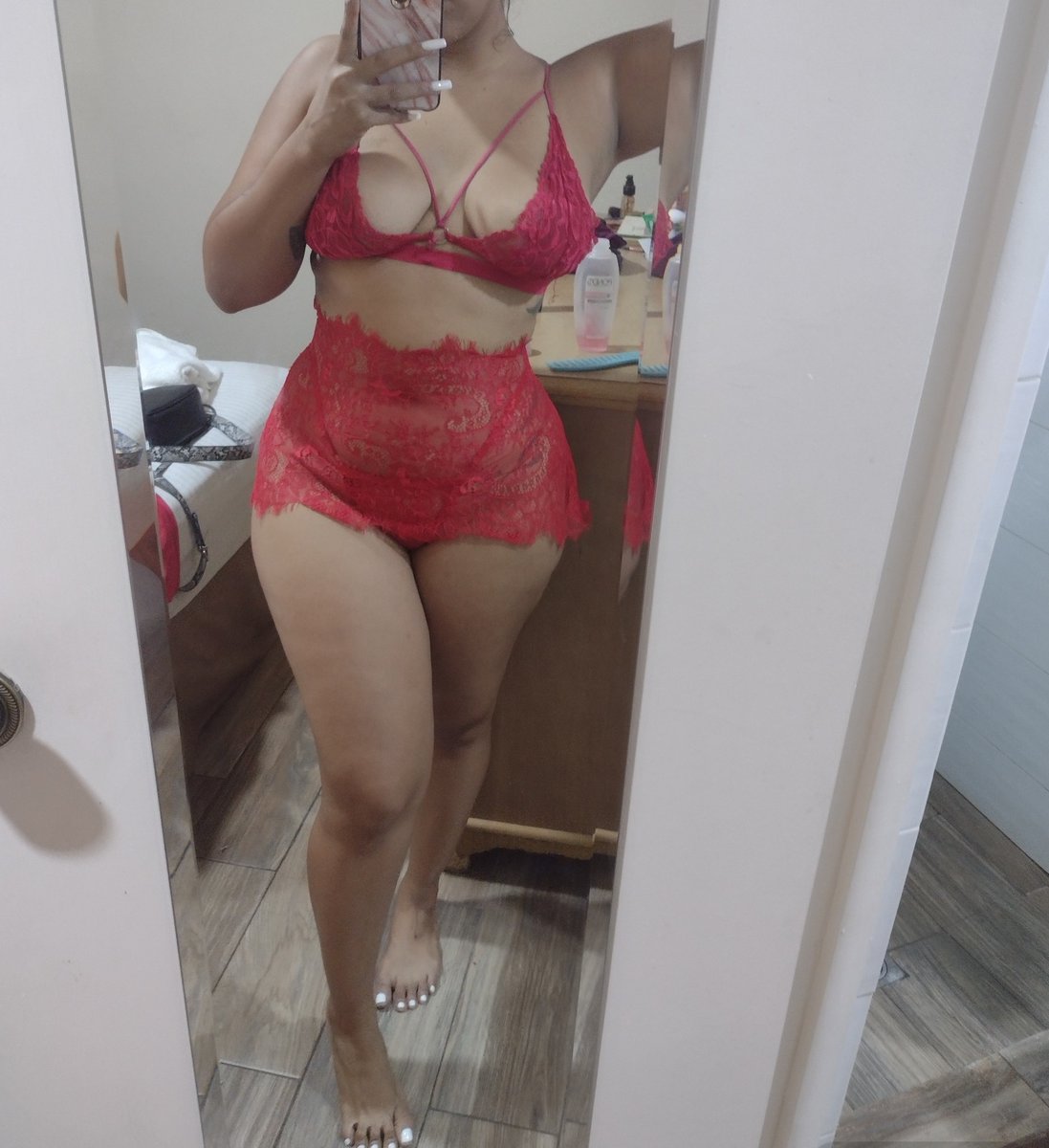 _IsaMiss3's tweet photo. RT y mira mi último SEX-TAPE con modelo caliente!!
Mira mi escena completa en mi bio. 😍🥰
https://t.co/DFCbexS005 https://t.co/Qf13frGNGo