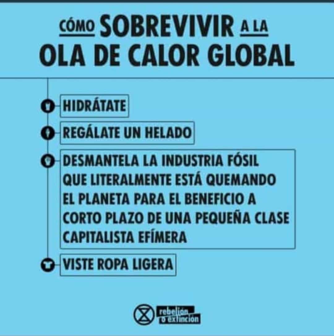 urovoros's tweet photo. No olviden tomar mucha agüita, camaradas ♥️ https://t.co/JtZnnYEGER