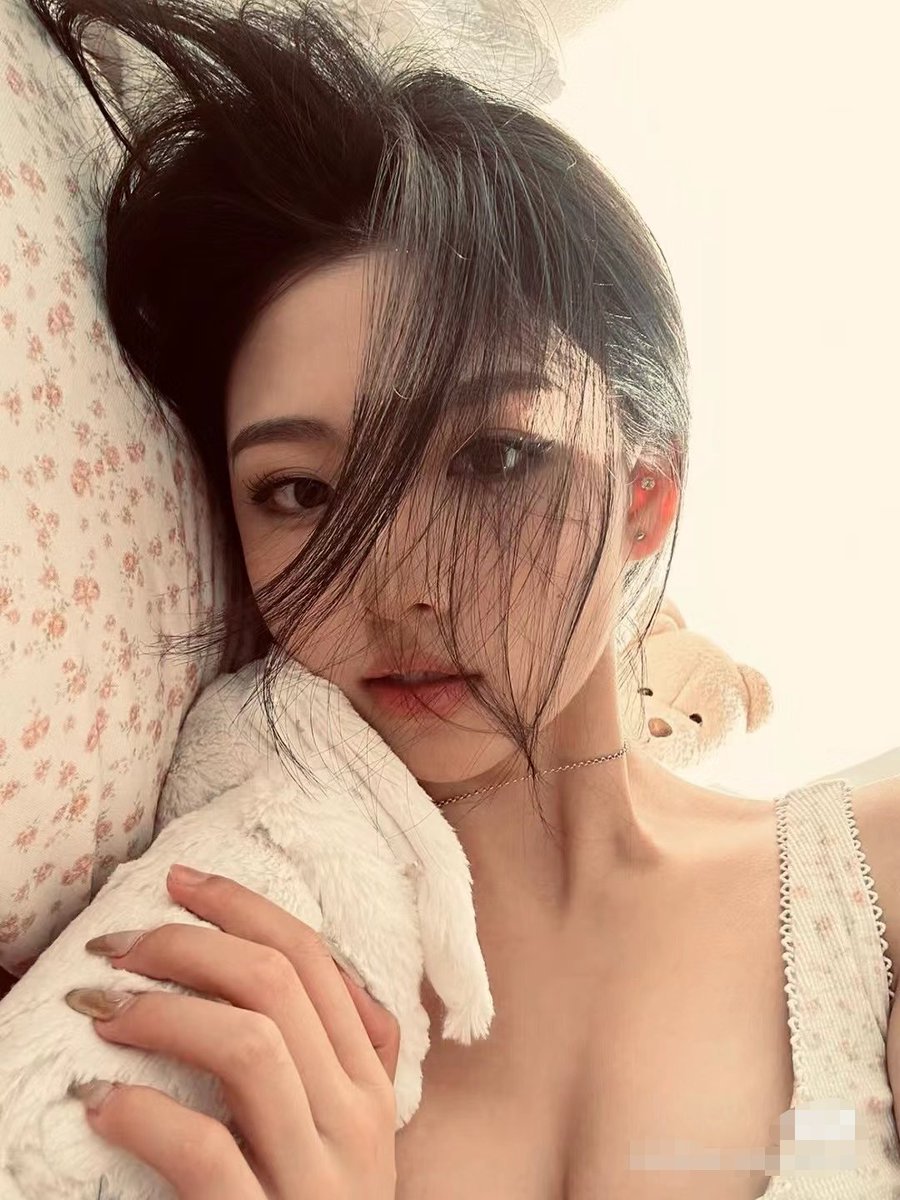 n79378106's tweet photo. #成都洗浴 #成都水疗
At the touch of love everyone becomes a poet. https://t.co/ALh3BbcUdG