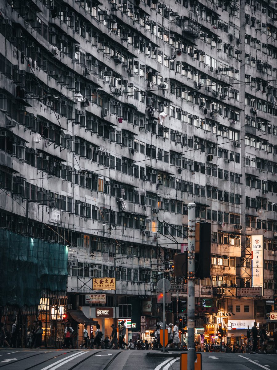 Labyrinth in Overcrowded City

📷Ryosuke Kosuge