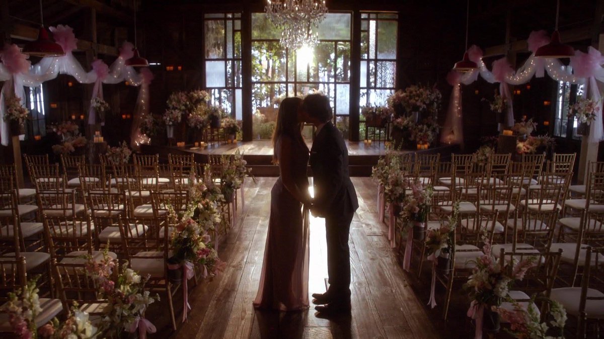 watching delena’s slowburn and elena losing her memories just to fall in love with damon all over again