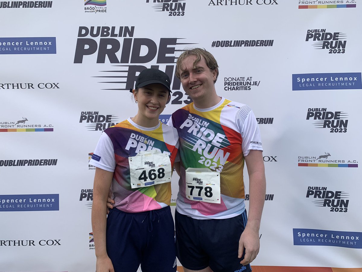 Great to represent the physios at <a href="/DFRclub/">Dublin Front Runners</a> Pride Run last night! 🏳️‍🌈 
<a href="/stjamesdublin/">St James's Hospital</a> <a href="/niamhphysio/">Niamh Murphy</a>
