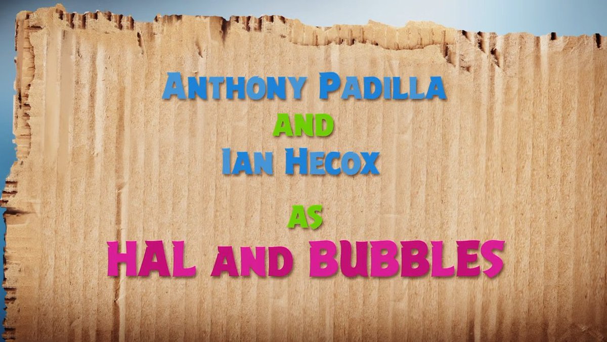 ANGRY BIRDS, (aka THE ANGRY BIRDS MOVIE), foreground from left: Hal (voice: Anthony Padilla), Bubbles (voice: Ian Hecox Stock Photo - Alamy