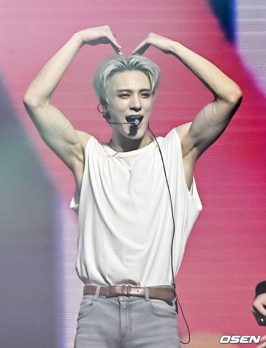 쥬 .-◡- tweet media