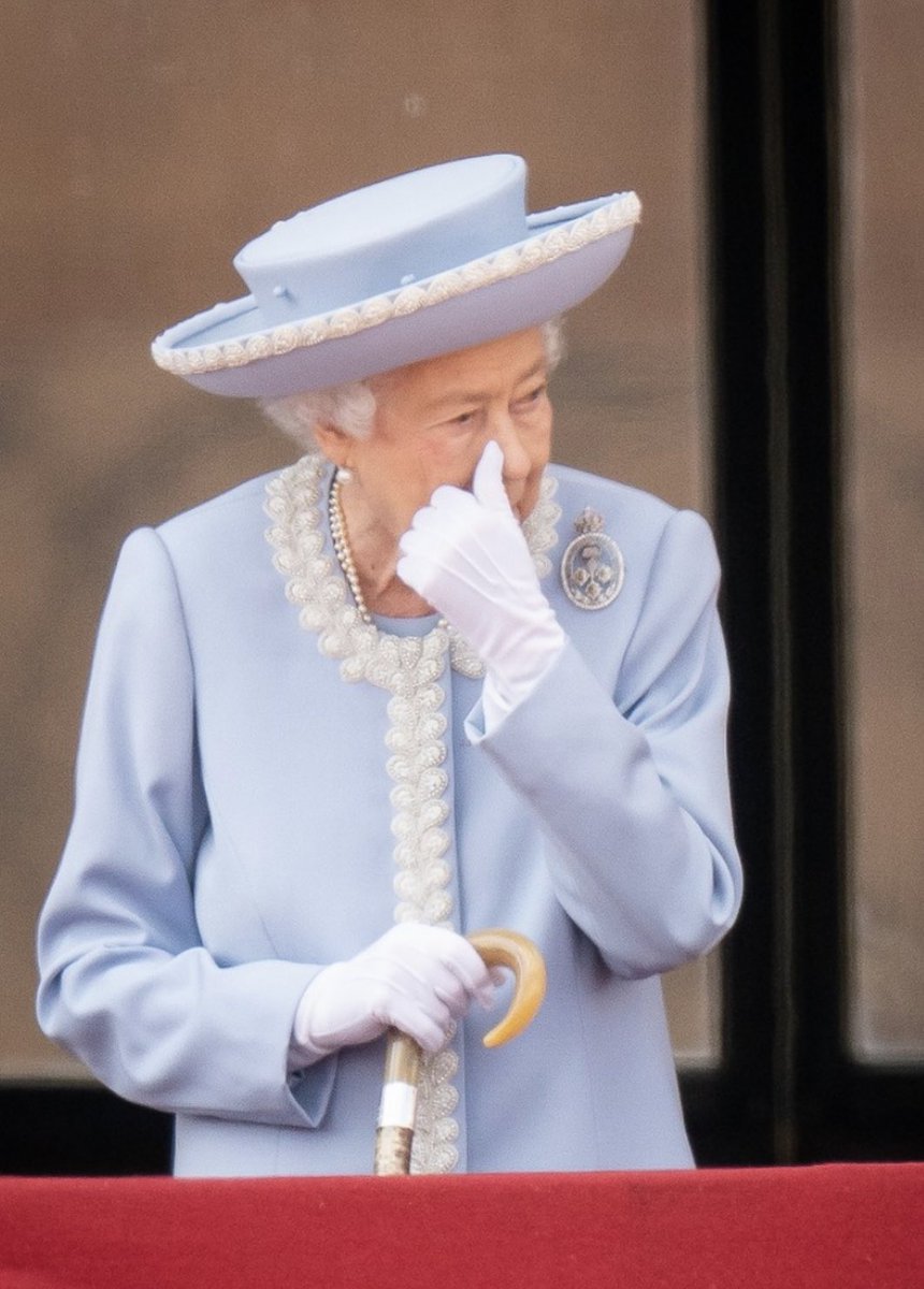 The Queen’s last Trooping the Colour, 2022 🥹

#QueenElizabeth #TroopingoftheColour