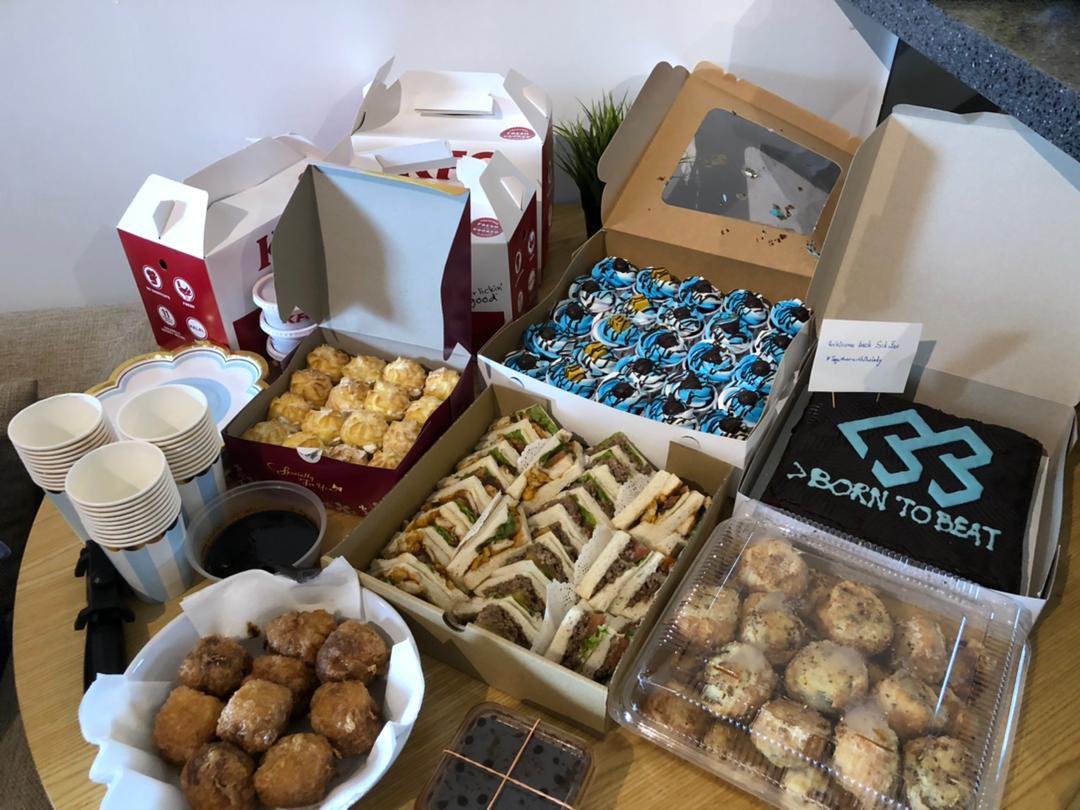 melody_ent2103's tweet photo. #TOGETHERWITHMELODY 1.0
Held on 13/11/2021 at EST Bangsar. 

The gifts and the foods https://t.co/ZS8FS1JmrW
