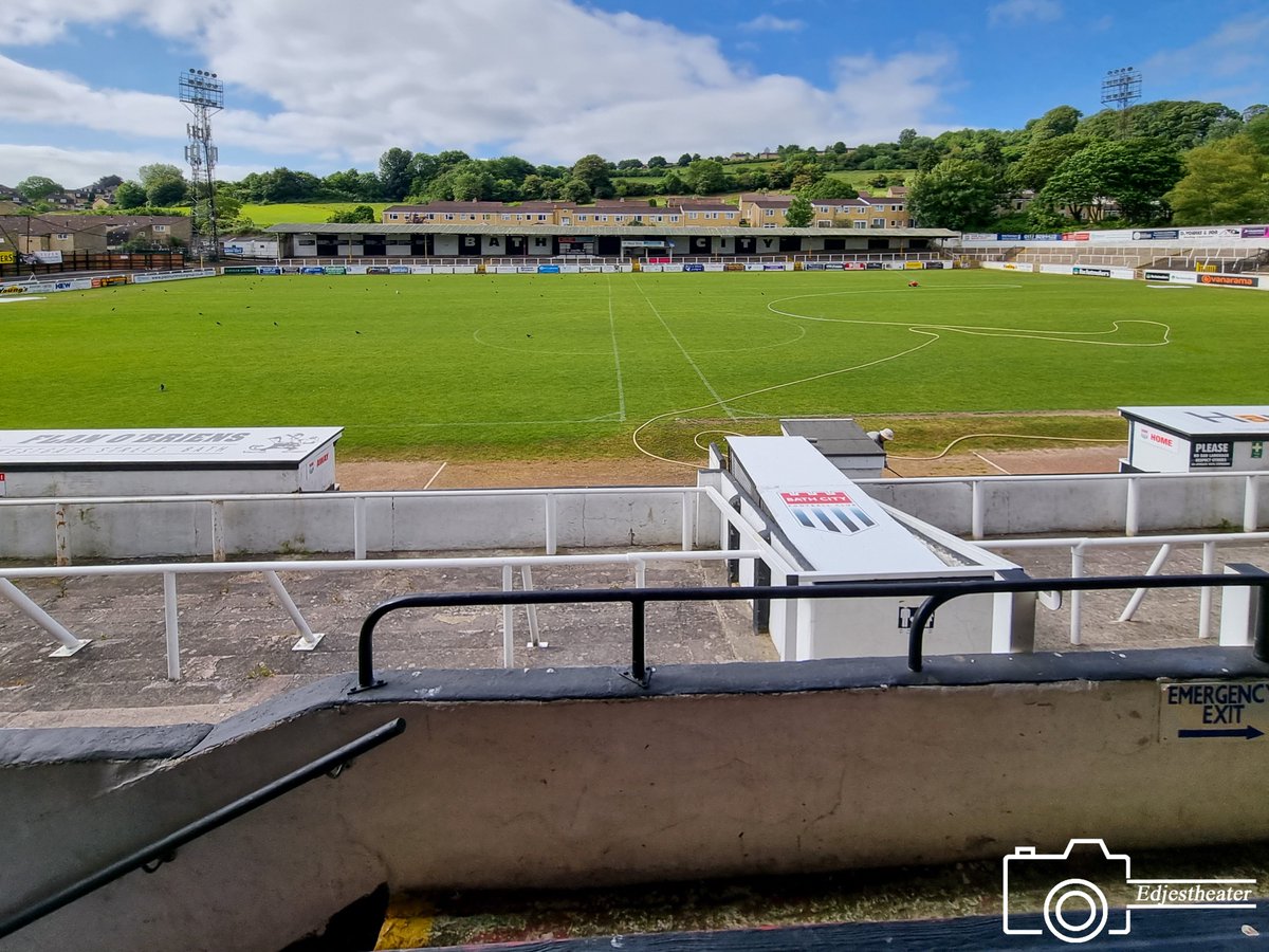 stadionautist's tweet photo. Twerton Park
Bath City FC
#groundhopping #groundspotting #stadiumhopping #ground #stadion #stadium #stade #estadio #stadio #stadionautist #groundhopper #bathcity #bath #somerset #twertonpark #bathcityfc #romans #nonleague #groundspotter #stadiumautist https://t.co/c8WVYeUK5b