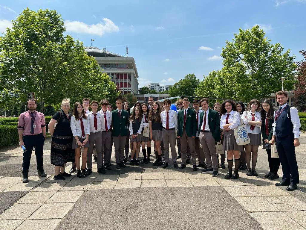 CSBucharest's tweet image. 🚀 Year 10 Physics students embarked on an incredible journey to the SpaceFest convention at Politechnica University of Bucharest this Monday. @upb1818 

#IGCSEPhysics #SpaceFest #STEMeducation