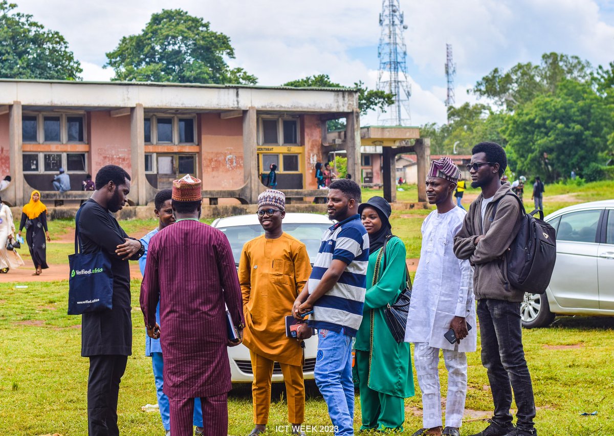 kenkarmah's tweet image. The ICT week at Kwara State Polytechnic was an astounding success! Congratulations to the exceptional organizing team, guest speakers, and enthusiastic participants who made it all possible.

One of the highlights of the event was an exhilarating hackathon, where talented…