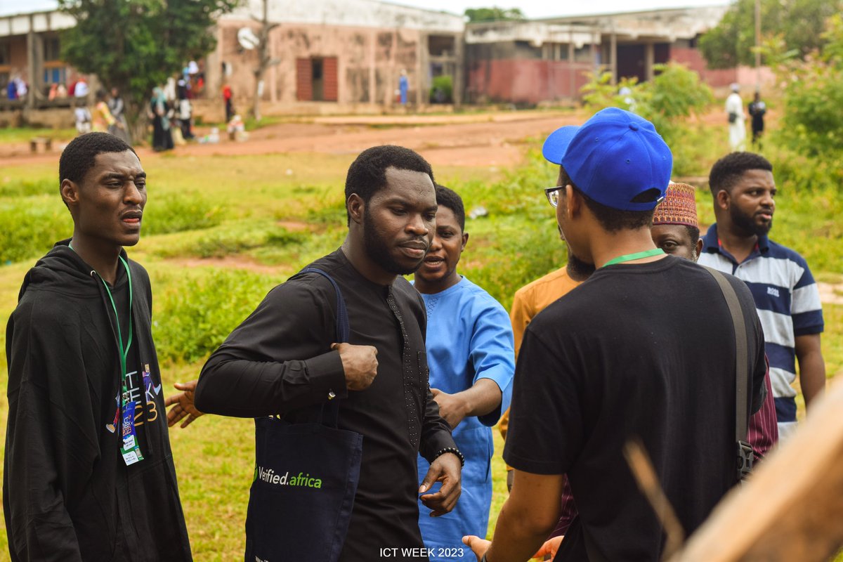 kenkarmah's tweet image. The ICT week at Kwara State Polytechnic was an astounding success! Congratulations to the exceptional organizing team, guest speakers, and enthusiastic participants who made it all possible.

One of the highlights of the event was an exhilarating hackathon, where talented…