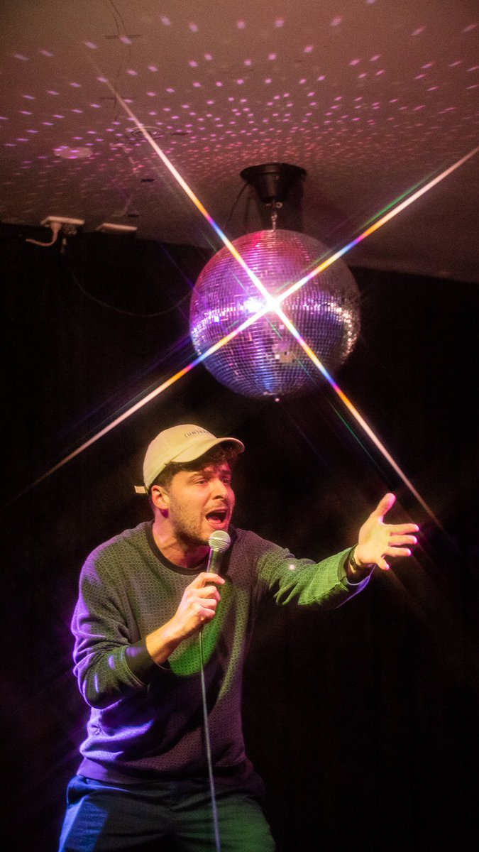 nickmickpics's tweet photo. Bought a star filter specifically for this disco ball. Comedy with a bit of ✨ https://t.co/ln76lefidH