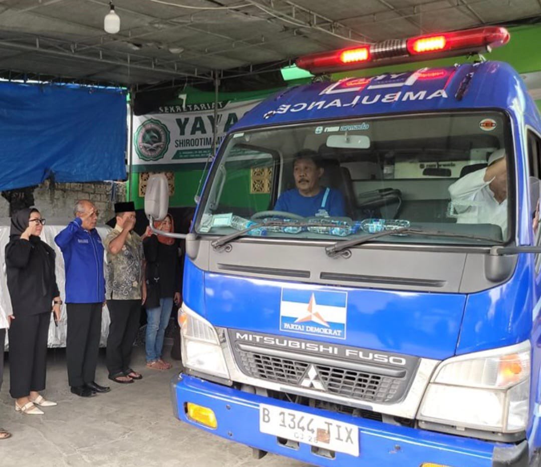 “SUGENG TINDAK MAS KARDI”

Turut berdukacita yg mendalam atas meninggalnya mas Kardi hari ini Sabtu, 17 Juni 2023 Pkl 01.05 WIB di RSUD Pasar Rebo. Beliau adalah fotografer dan videografer kami di DPP Partai Demokrat.

Hari ini jenazah beliau telah diberangkatkan dari Jakarta