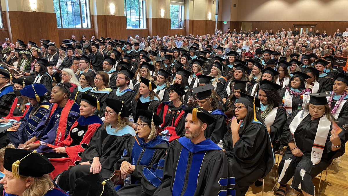 OSU_Education's tweet photo. What an amazing turn out, what an amazing night, what amazing graduates! A few scenes from tonight's graduation from the College of Education on the OSU campus in Corvallis. #osucoedgrad #gobeavs https://t.co/nsR2VIn2iO