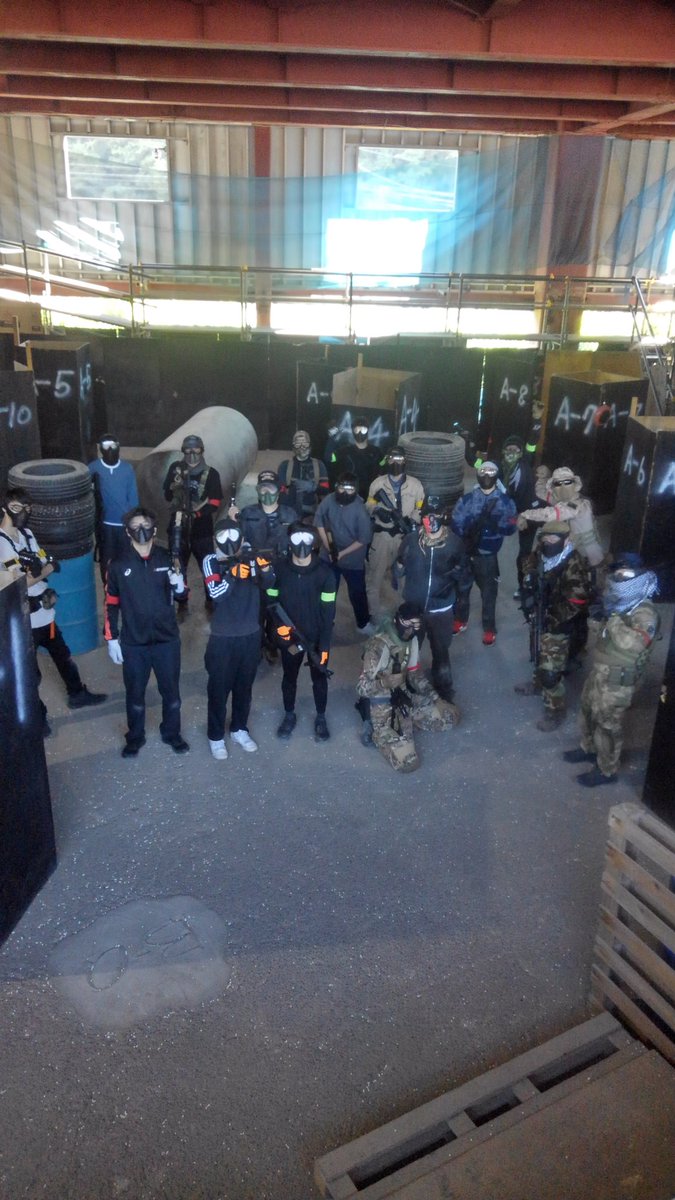 Breakout0489's tweet image. 今日の定例会！
土曜日ですが、常連さん含め20名強のご参加ありがとうございます❗
30度こして暑いなか動き回って頂きました❗
まだまだ暑くなりますが、来週以降もご予約お待ちしています❗
drive.google.com/drive/folders/…
#breakout 
#breakout西宮
#サバゲー 
#初心者歓迎