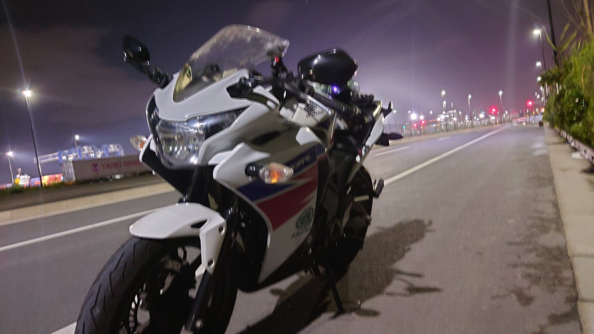 act31hiroki's tweet photo. 5年ほど乗ったけど、高速道路に乗れないくらいしかデメリットを感じなかった。ほんとに乗りやすくて良いマシンだったよ♪
#JC50
#CBR125R https://t.co/ndjOkmRzYX