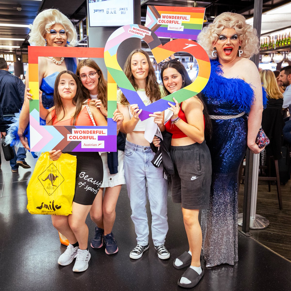 Austrian Airlines tweet media