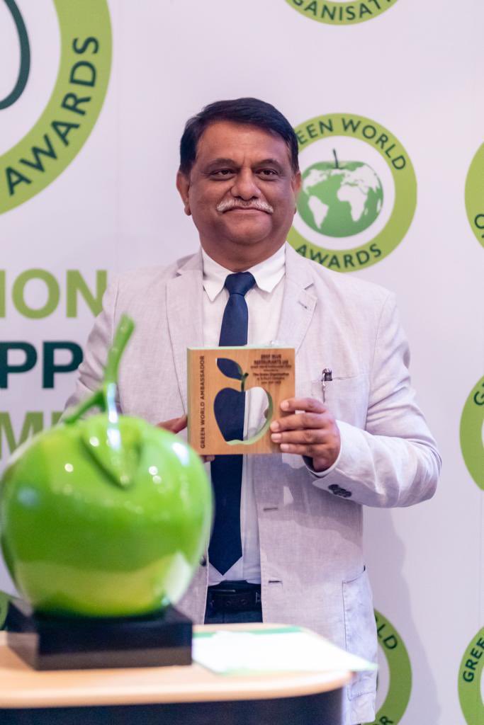 arvindkumar_ias's tweet photo. Had the honour of representing the state Government of #Telangana to receive the prestigious "Green Apple awards" at St Paul Cathedral, London in 5 different categories - the most by any state followed by #CBRE UK &amp; Qatar

@KTRBRS 
@TelanganaCMO 
@asadowaisi https://t.co/ILpweeE2rA