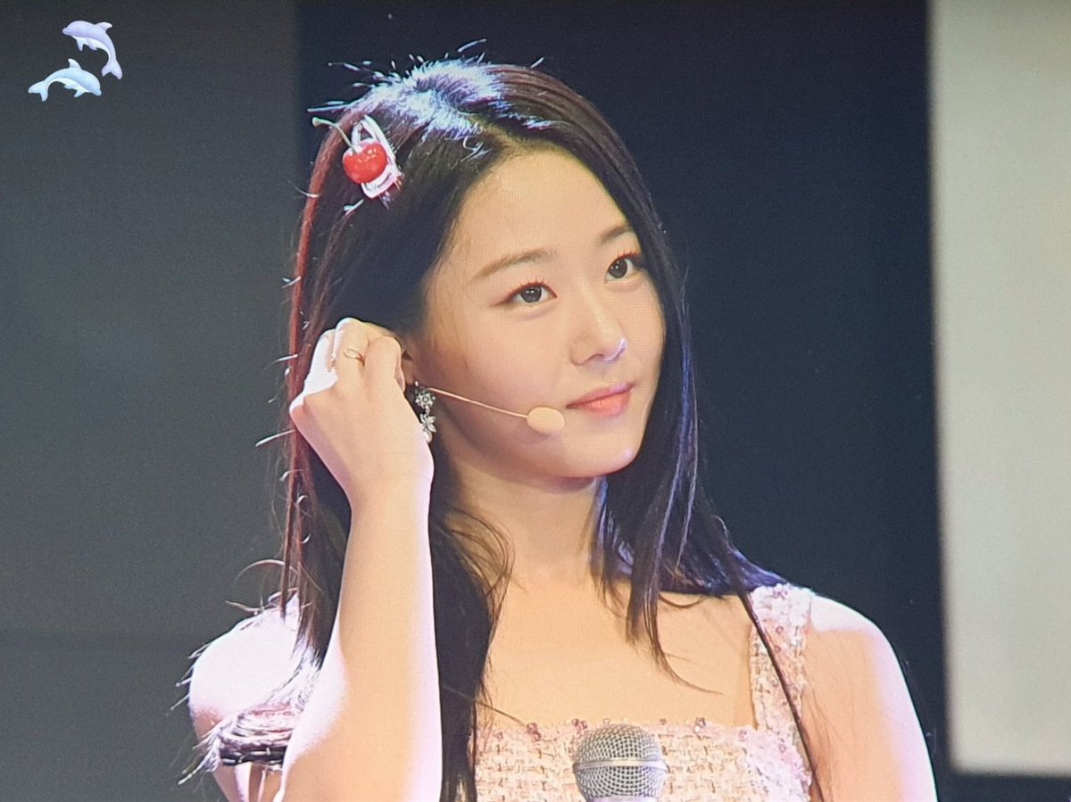 ChaeLo__'s tweet image. 230617 1부 프리뷰

@cherrybullet
#체리블렛 #CherryBullet #박채린 #채린 #CHAERIN