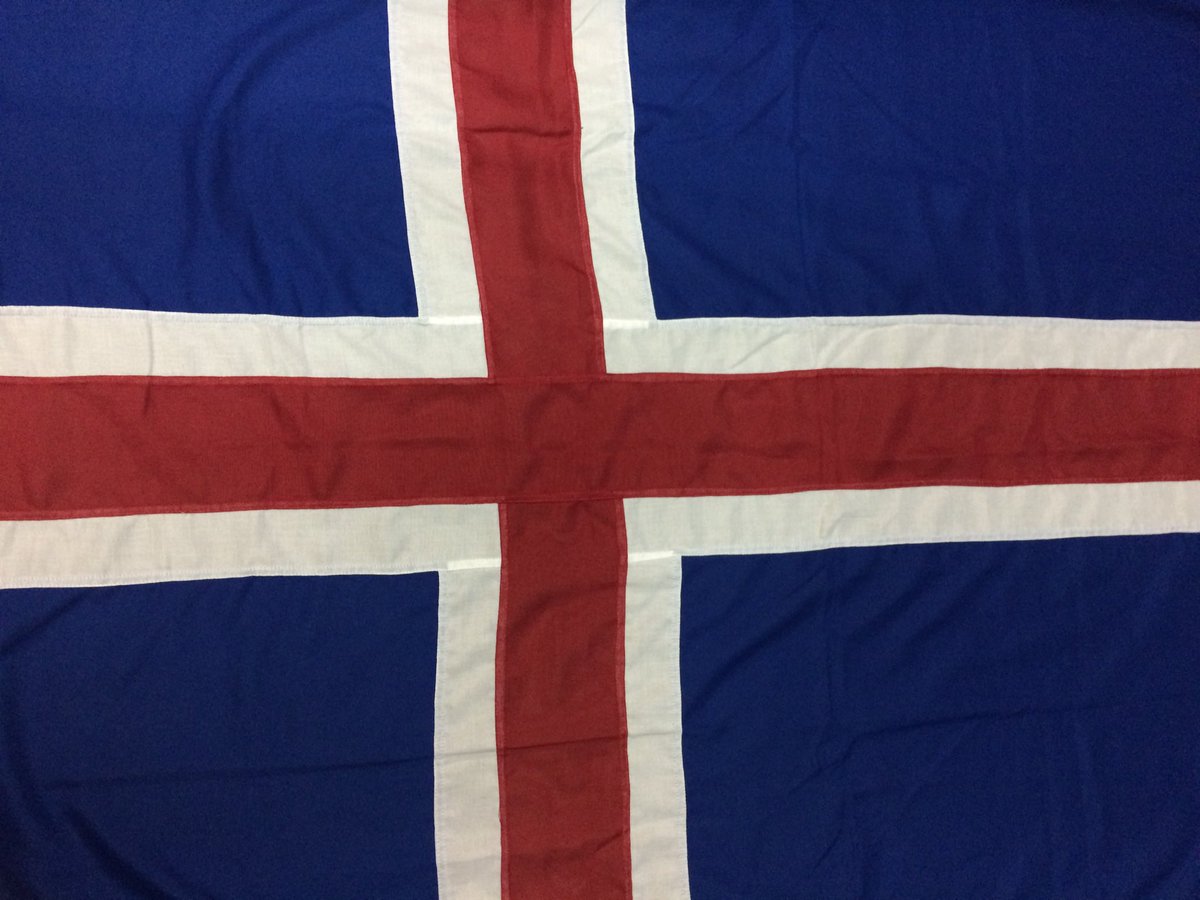 I’m flying the #flag of #Iceland 🇮🇸 for their #NationalDay, the anniversary of the foundation of the Republic on this day in 1944 when Iceland gained it’s independence from the Kingdom of Denmark 🇩🇰.
Flag from @mrflag 🏴󠁧󠁢󠁷󠁬󠁳󠁿.
#ísland