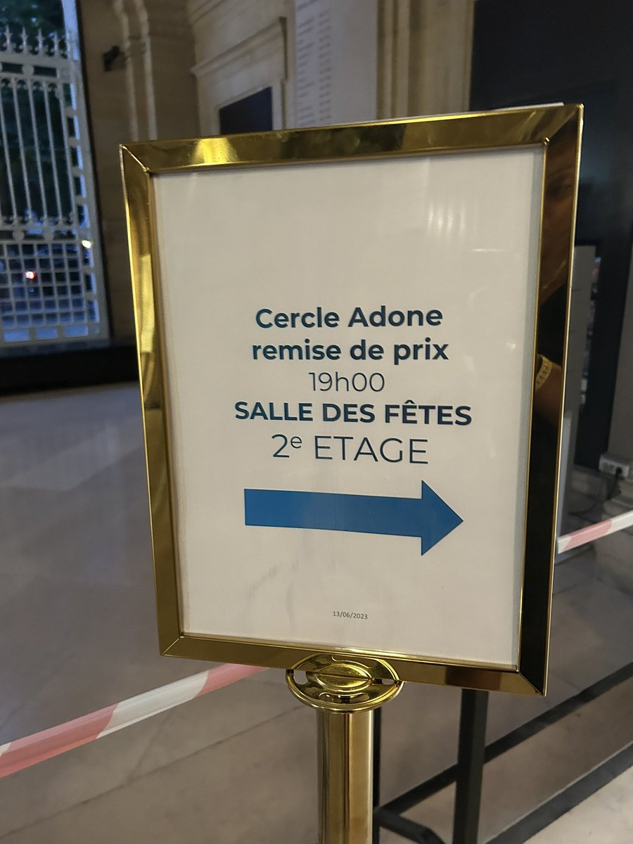 Remise des trophées 🏆 coups de cœur ♥️ 

Un grand merci à Rosie Bordet fondatrice du <a href="/Cercle/">pol moens</a> adone et de l’Agence Rb &amp; Associés  pour l'invitation et à Francis Szpiner maire du 16ème arrondissement de Paris pour son accueil chaleureux. 🙏
 
#womenempowerment #leadersetdiversity