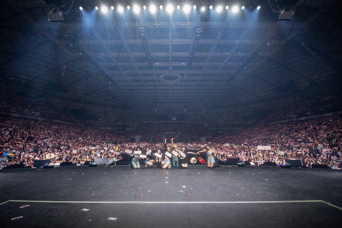 JYPETWICE's tweet image. TWICE 5TH WORLD TOUR 'READY TO BE' IN #SEATTLE

Felt like cupids alive thanks to our Seattle ONCEs 👼💘 
Thank you for your overwhelming LOVE 🫶

#TWICE #트와이스 #READYTOBE #TWICE_5TH_WORLD_TOUR